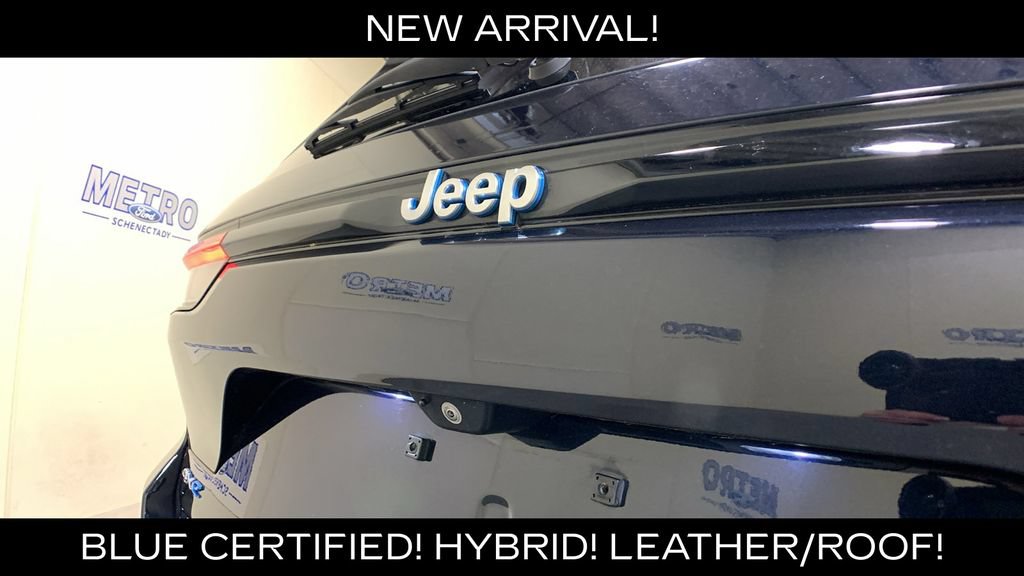 Used 2022 Jeep Grand Cherokee Summit AWD/4WD image 22