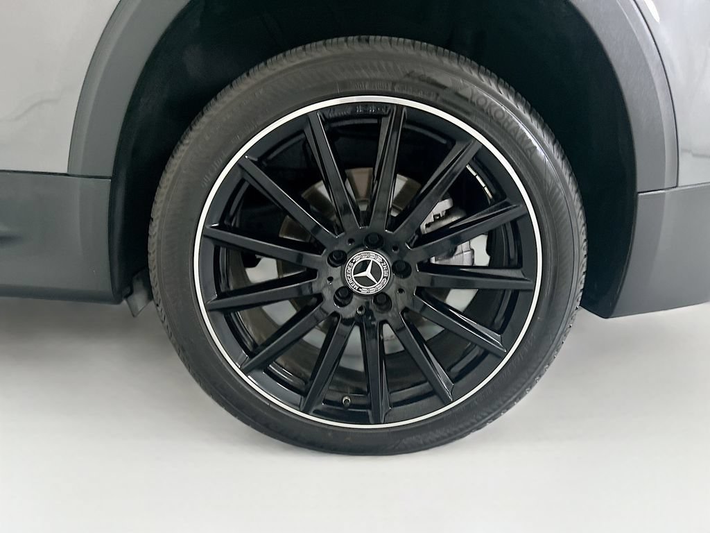 Used 2021 Mercedes-Benz GLB 250 image 29
