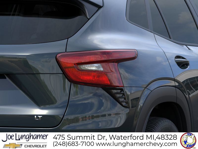 New 2026 Chevrolet Trax LT w/ LT Convenience Package FWD image 12
