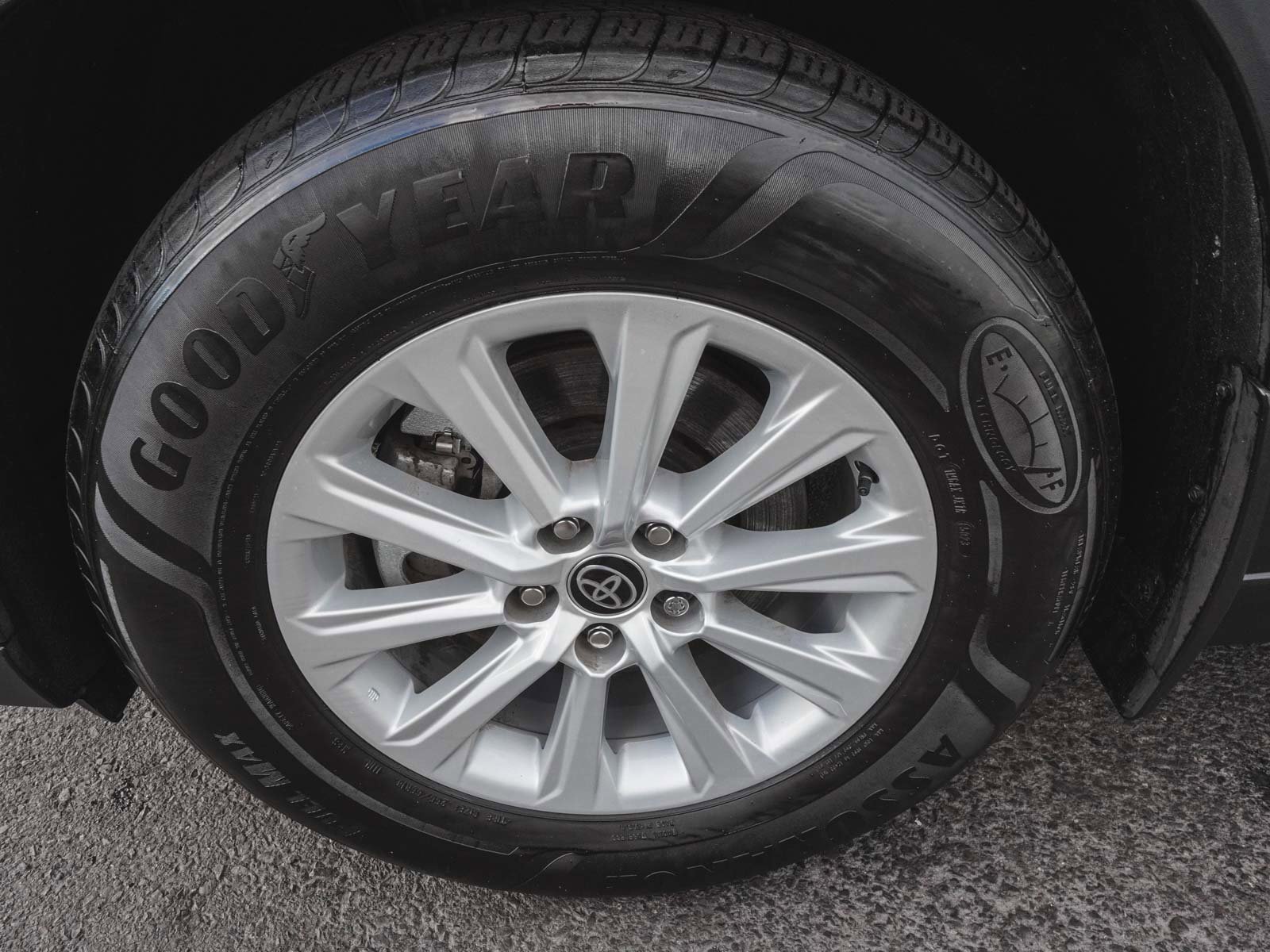 Used 2024 Toyota Grand Highlander XLE image 8