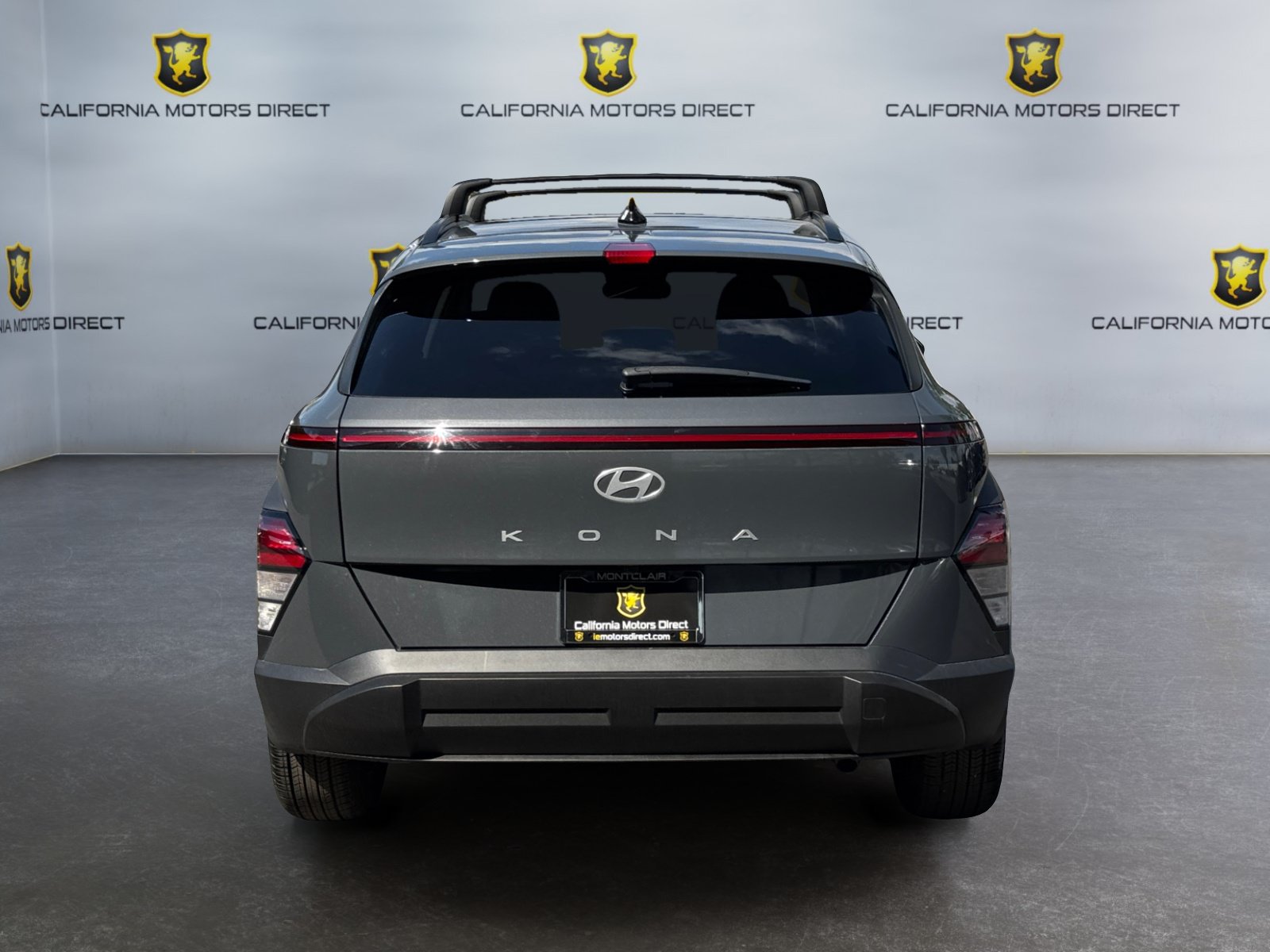 Used 2025 Hyundai Kona SEL FWD image 4