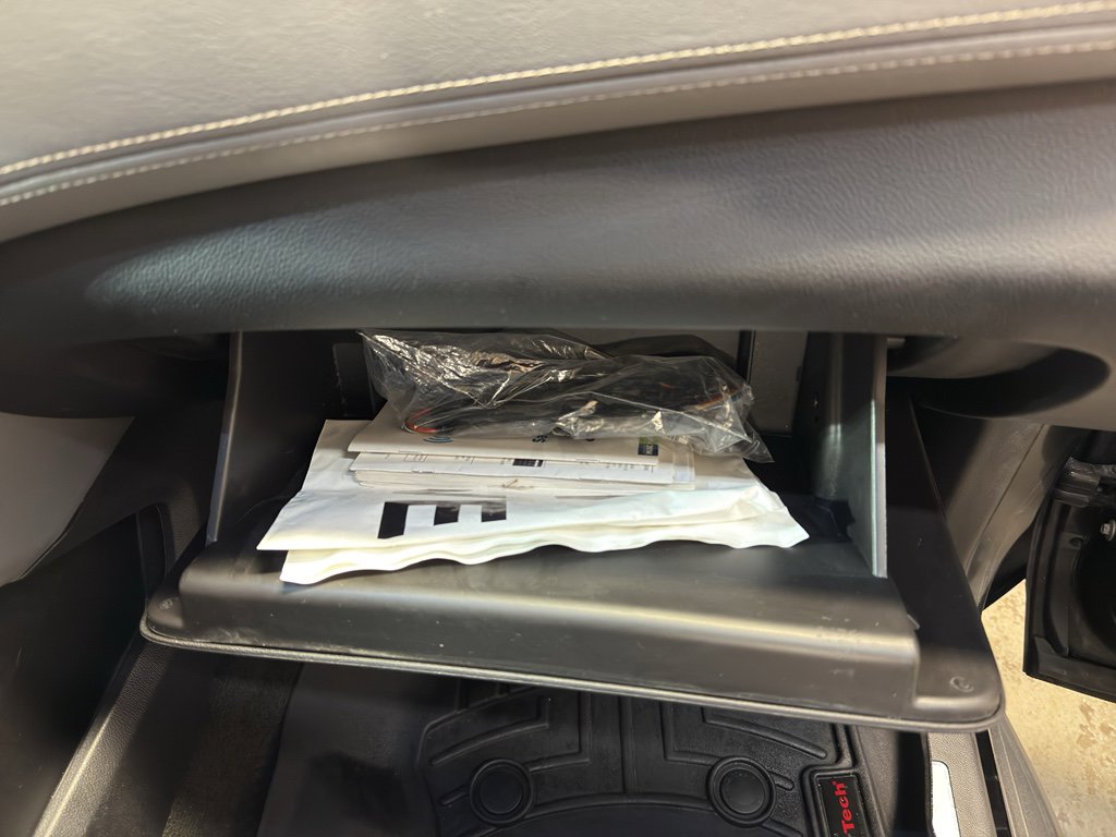 Used 2015 Chevrolet Suburban LT w/ Luxury Package image 24