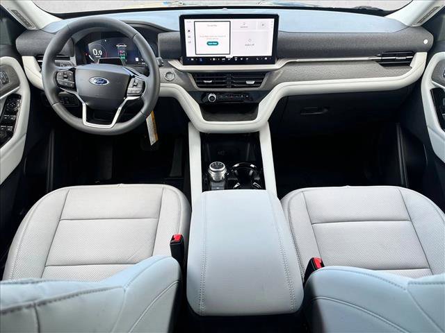 New 2026 Ford Explorer Platinum w/ LUX Leather Package image 14