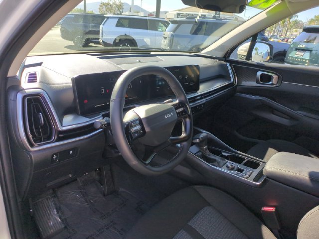 Certified 2026 Kia Sorento LX FWD image 14