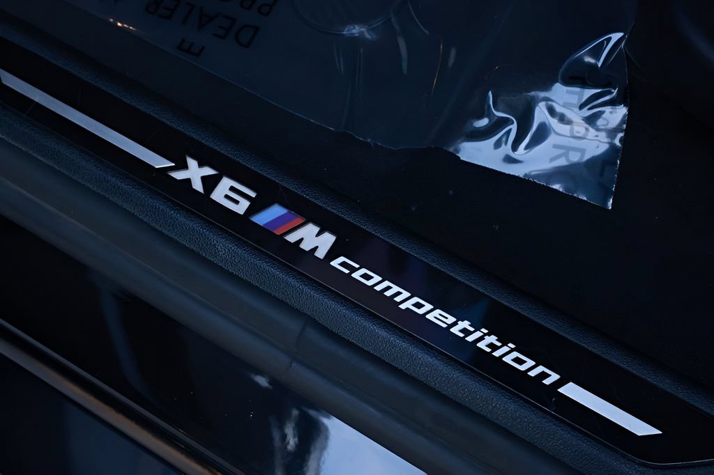 Used 2022 BMW X6 M w/ Competition Package AWD/4WD image 29