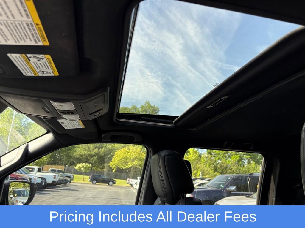 Used 2022 Nissan Frontier Pro-X w/ Pro-X Premium Package RWD image 11
