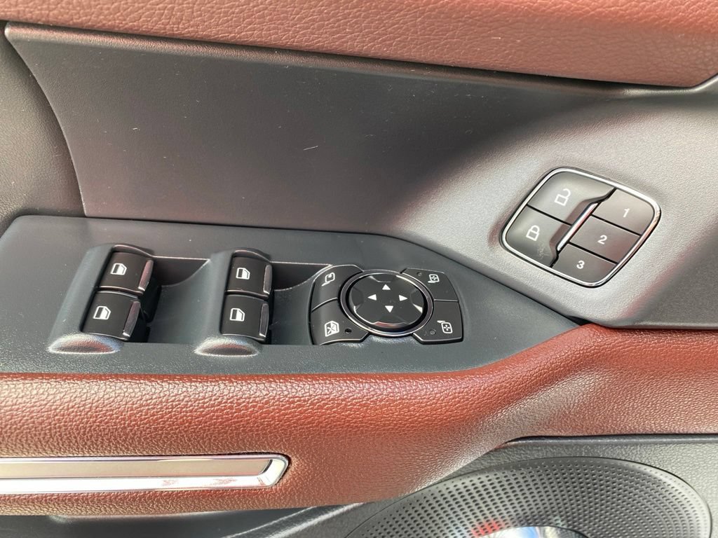Used 2022 Ford Expedition Limited AWD/4WD image 13