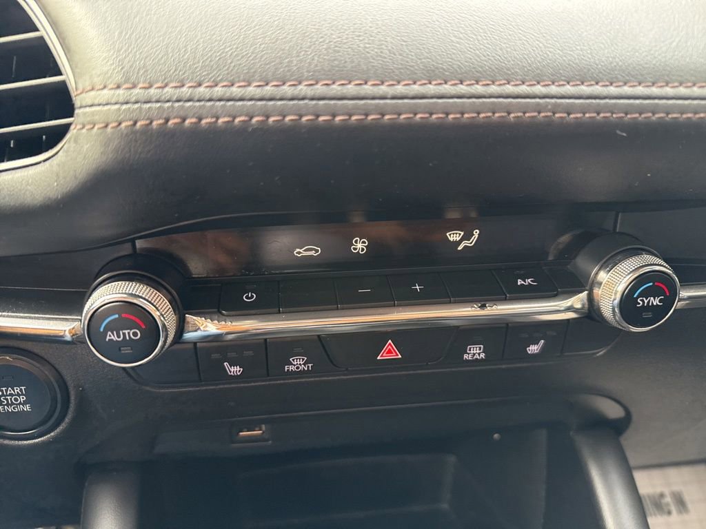 Used 2019 MAZDA MAZDA3 AWD Sedan w/ Preferred Package image 43