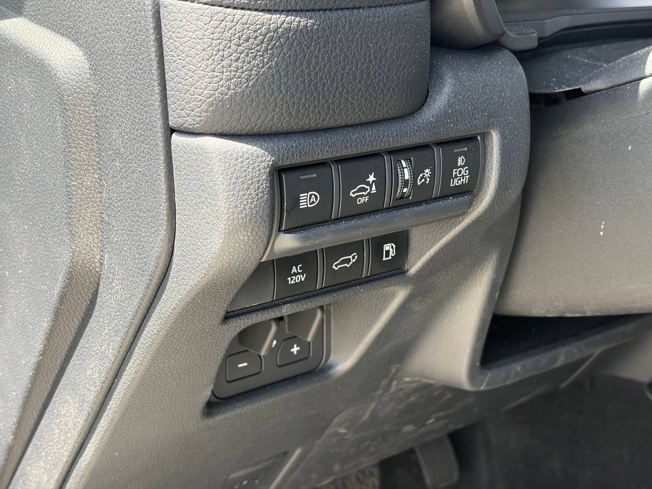 Used 2025 Toyota Land Cruiser AWD/4WD image 7