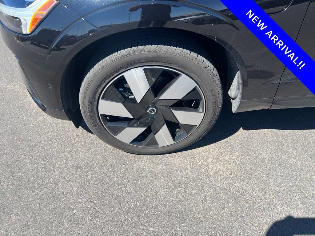 Certified 2024 Volvo XC60 T8 Plus w/ Climate Package AWD/4WD image 6