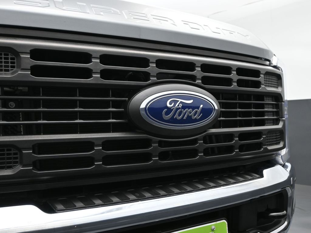 Used 2024 Ford F350 XL w/ XL Chrome Package image 11