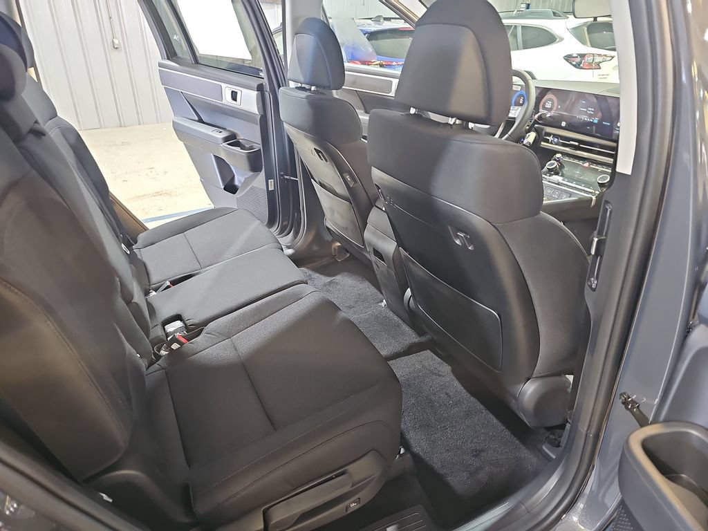 New 2026 Hyundai Santa Fe SE AWD/4WD image 11