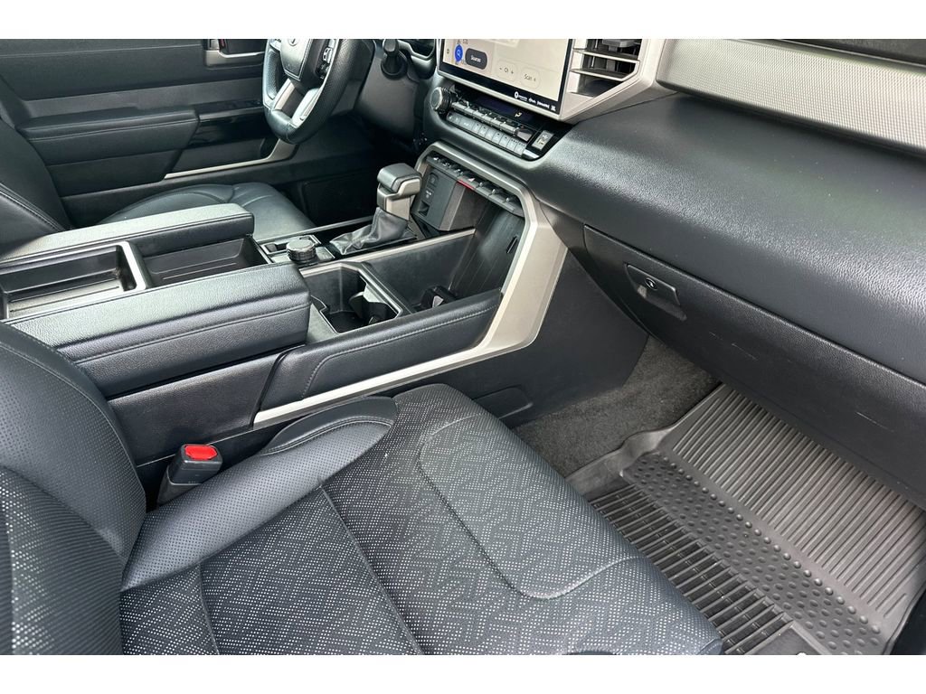 Used 2024 Toyota Tundra Limited AWD/4WD image 17