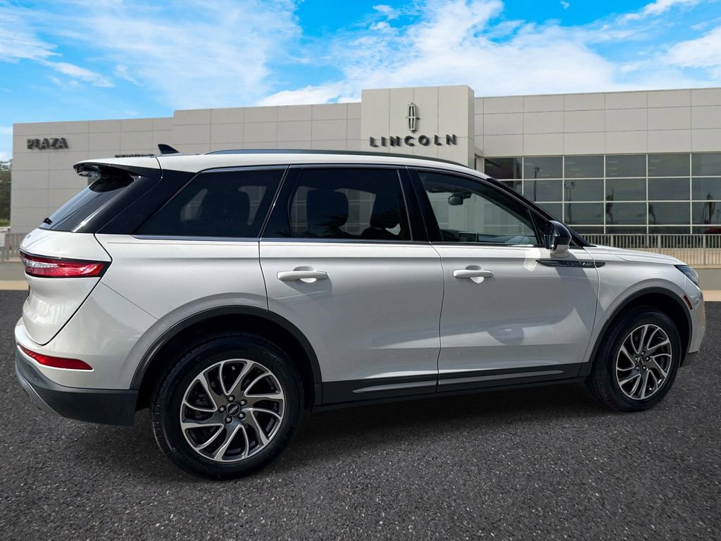 Used 2021 Lincoln Corsair FWD w/ Equipment Group 101A image 3