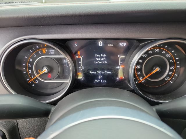 Used 2023 Jeep Gladiator Mojave w/ Cold Weather Group AWD/4WD image 8