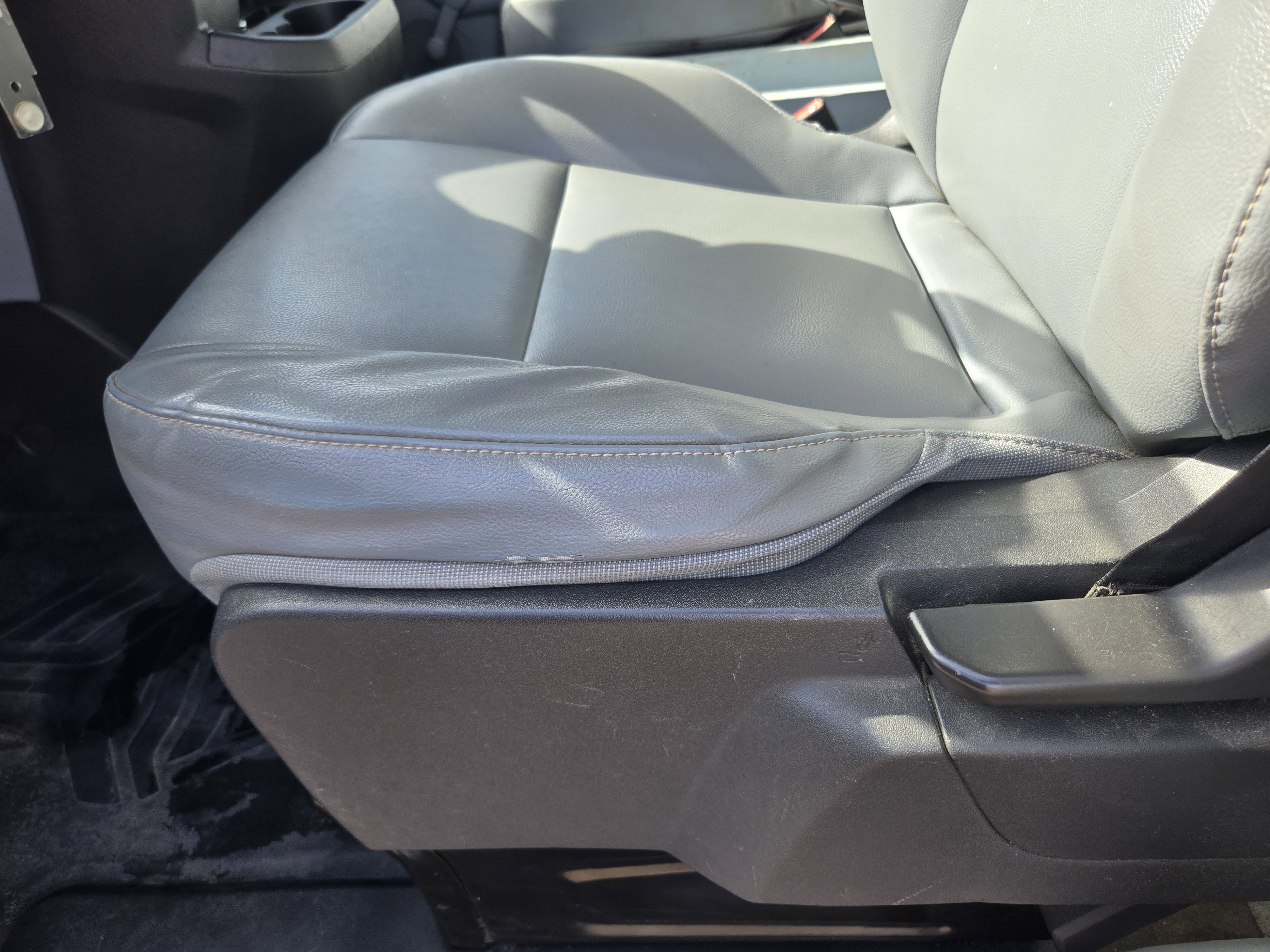 Used 2015 Ford Transit 350 156 DRW w/ Exterior Upgrade Package image 17