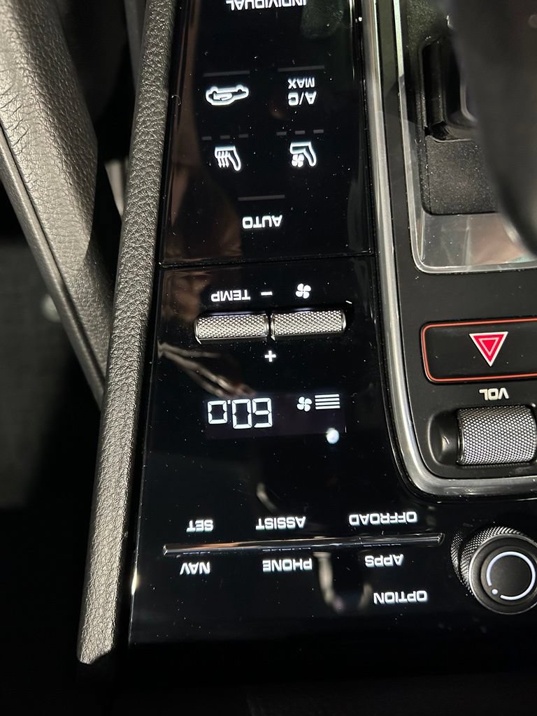 Used 2021 Porsche Cayenne S AWD/4WD image 27