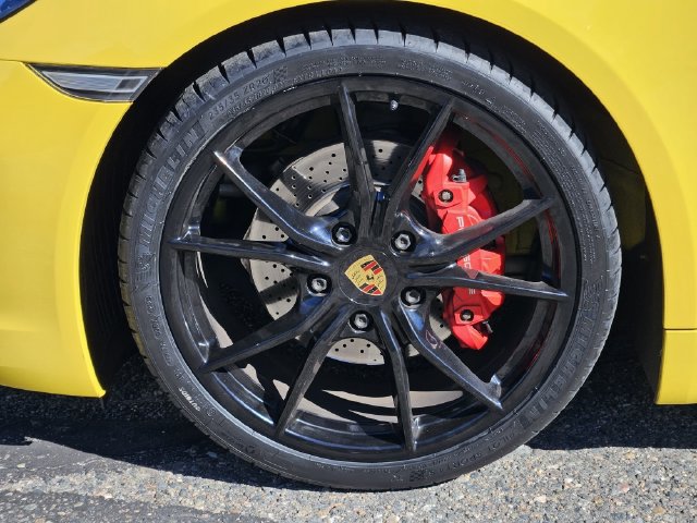 Used 2017 Porsche 718 Cayman S RWD image 16