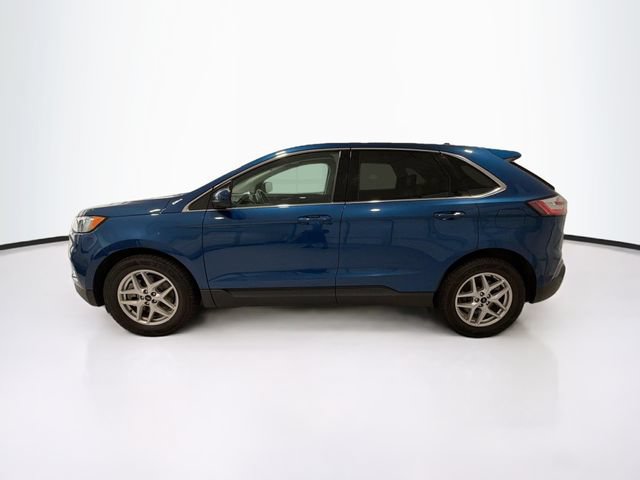 Used 2023 Ford Edge SEL AWD/4WD image 4
