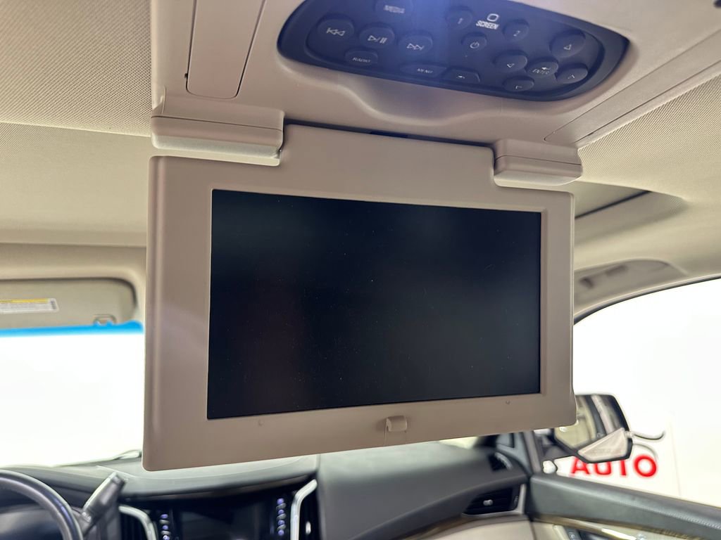 Used 2019 Cadillac Escalade Premium Luxury AWD/4WD image 24