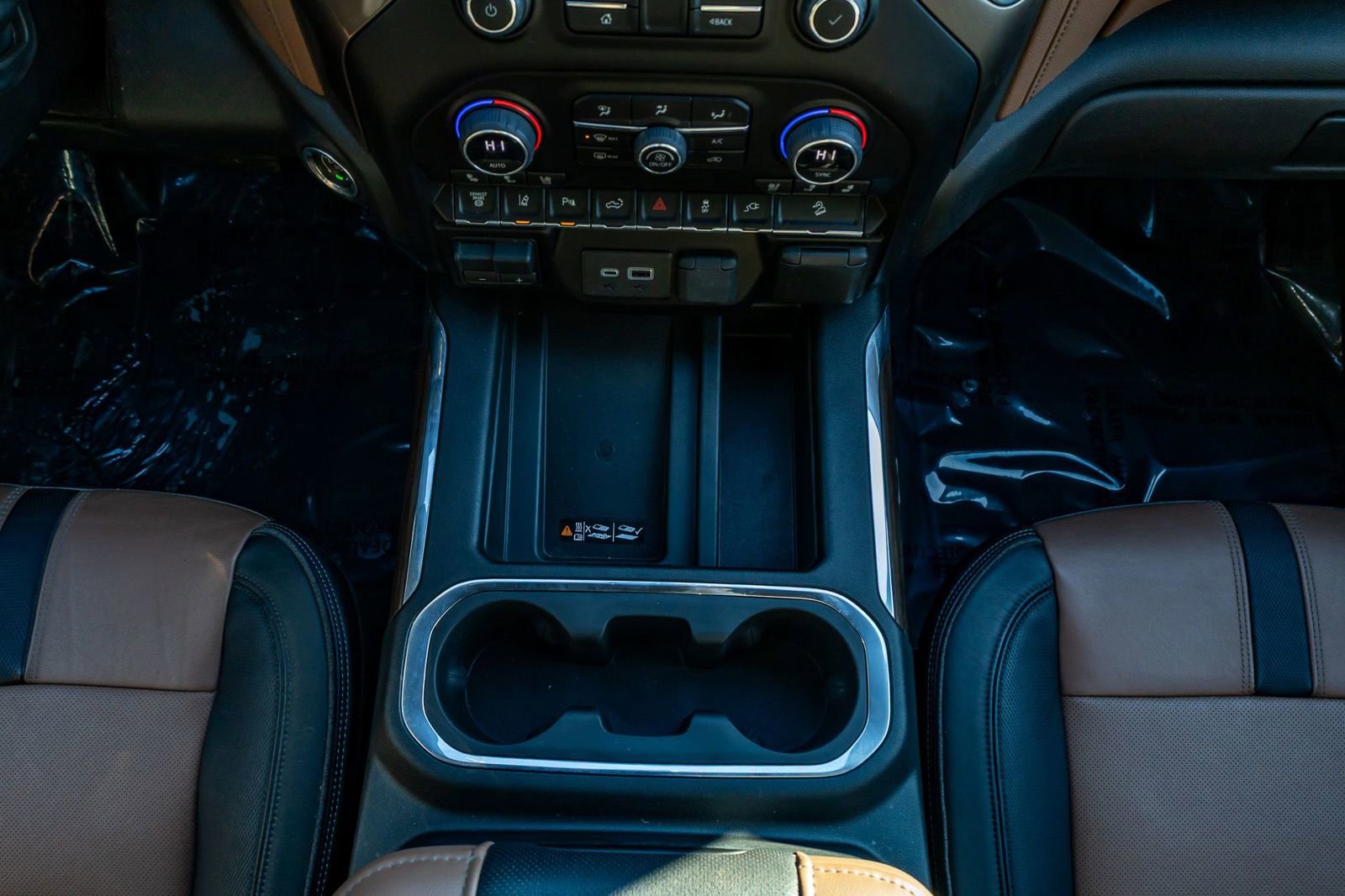 Used 2023 Chevrolet Silverado 3500 High Country w/ Z71 Off-Road Package image 19