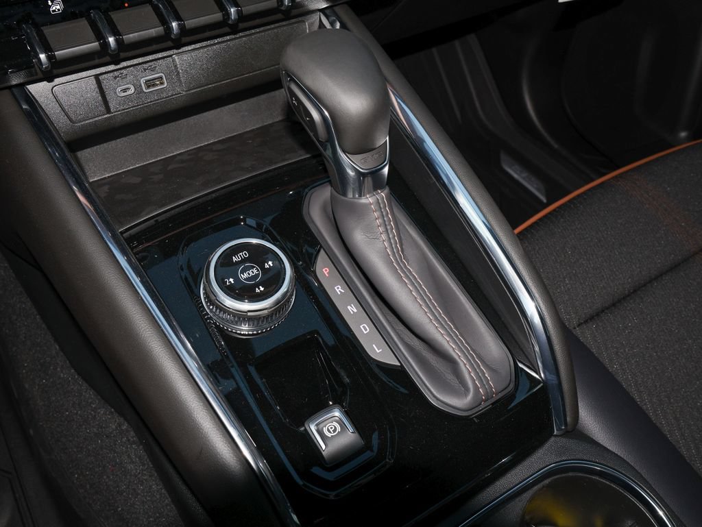New 2026 GMC Canyon AT4 w/ Technology Plus Package AWD/4WD image 26