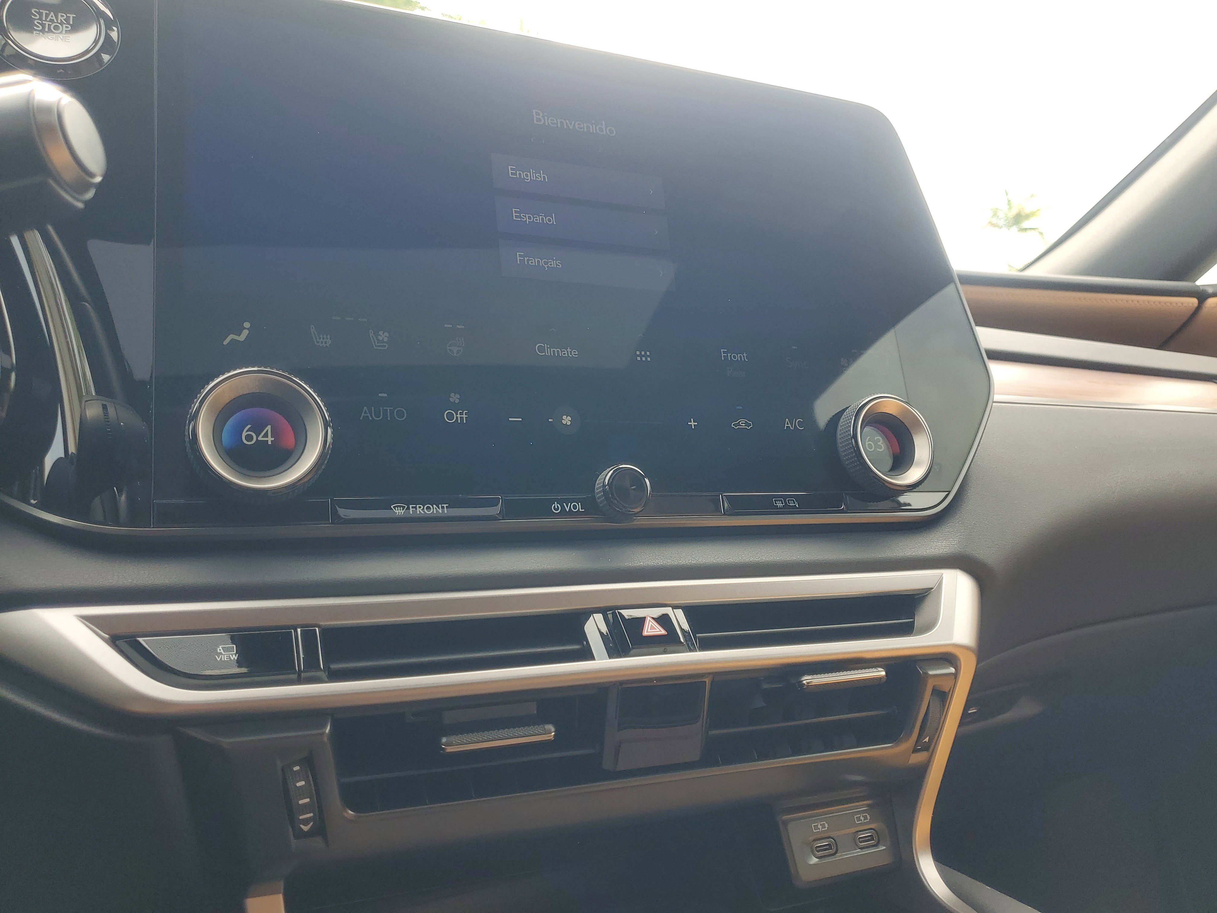 Used 2025 Lexus RX 350 Premium w/ Accessory Package (Z1) image 26