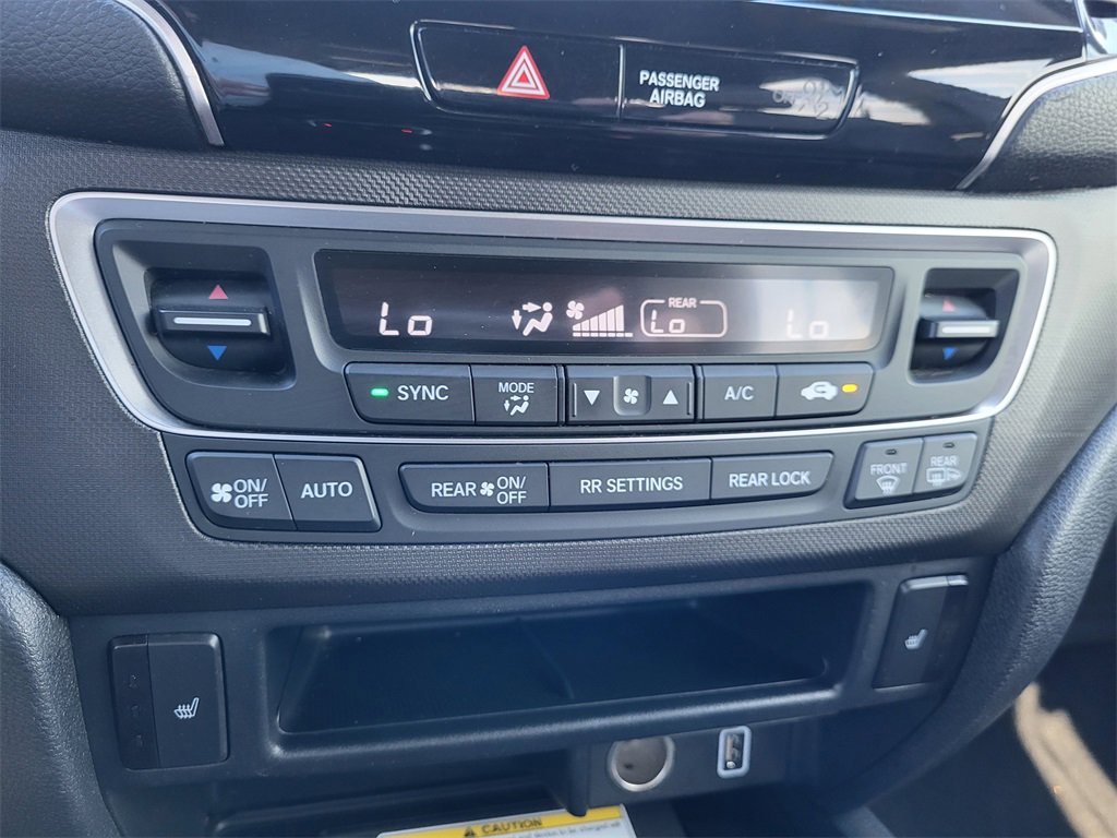 Used 2022 Honda Pilot TrailSport image 25