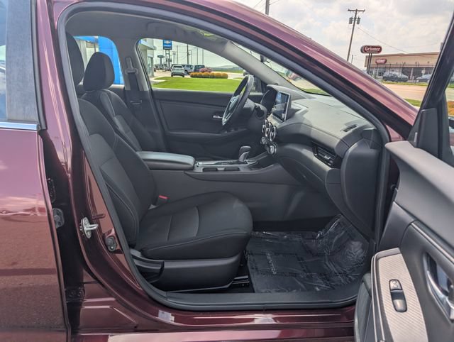 Used 2022 Nissan Sentra SV FWD image 3