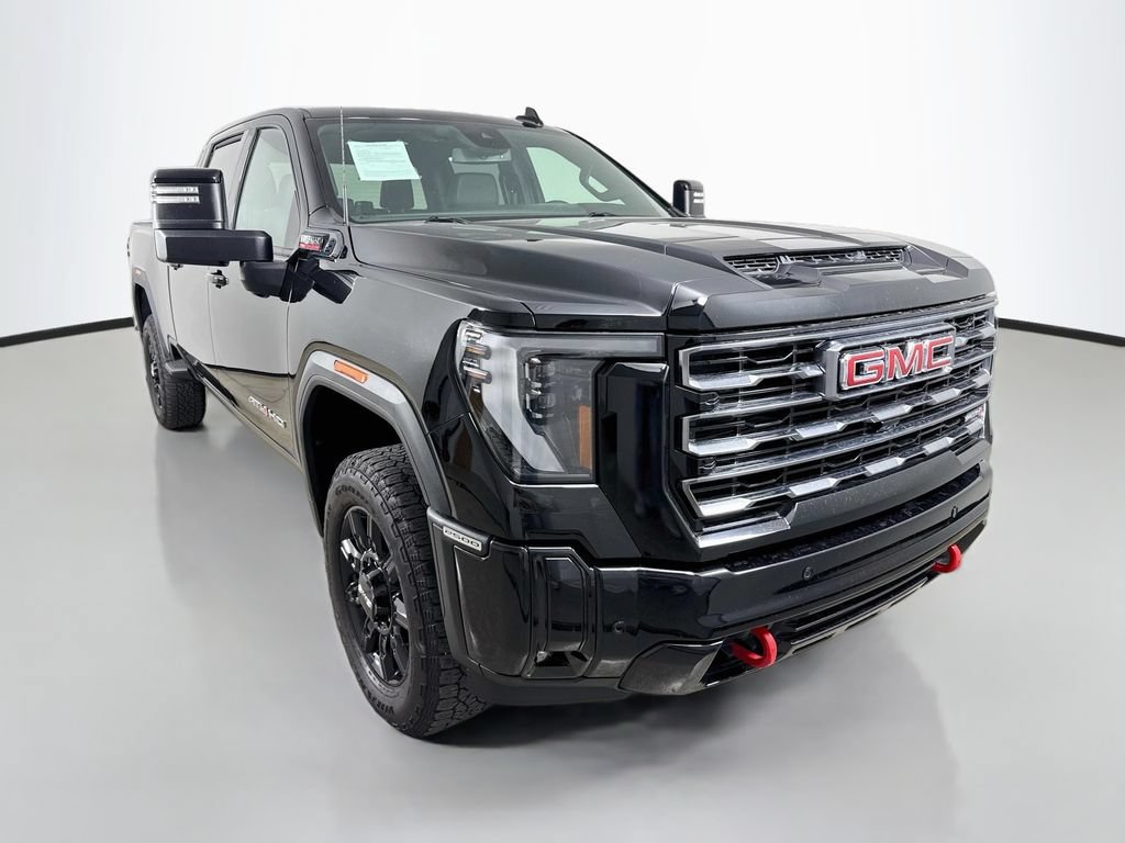 Used 2025 GMC Sierra 2500 AT4 AWD/4WD image 1