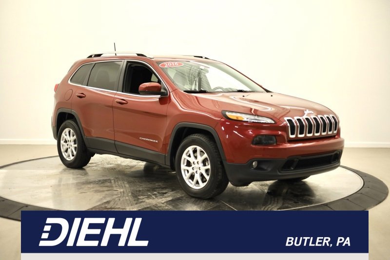 Used 2016 Jeep Cherokee Latitude w/ Cold Weather Group