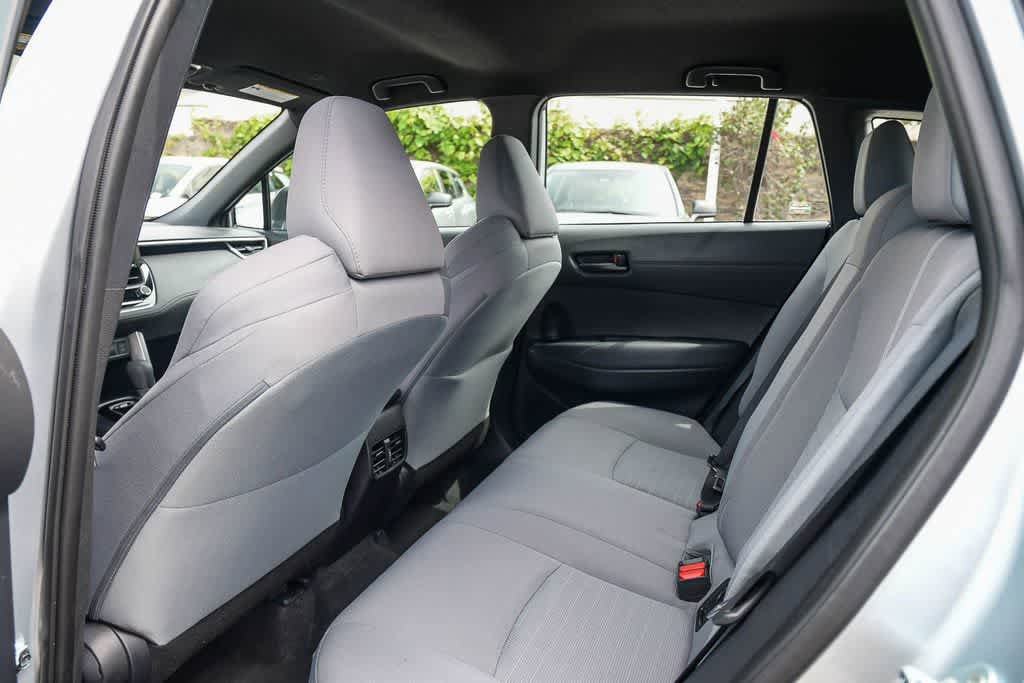 Used 2025 Toyota Corolla Cross AWD Hybrid image 18