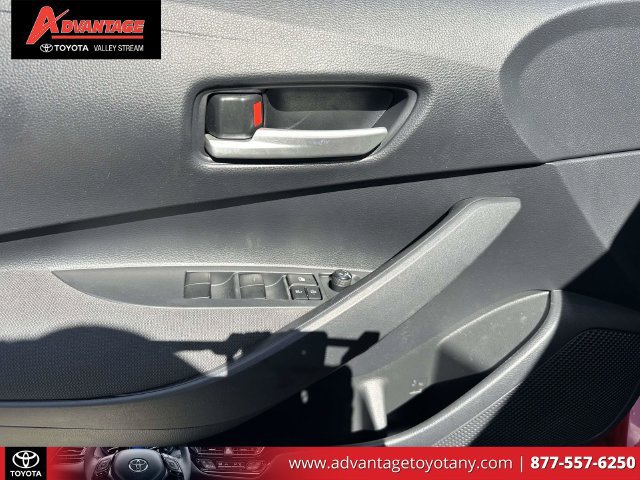Used 2021 Toyota Corolla LE w/ LE Convenience Package FWD image 20