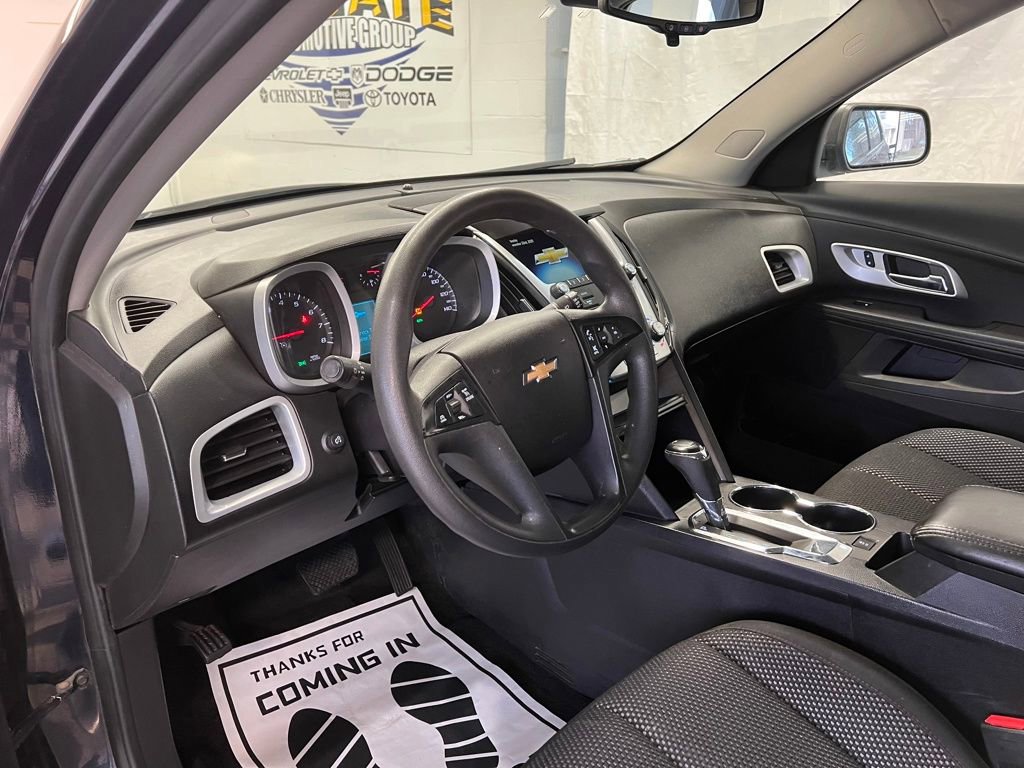 Used 2017 Chevrolet Equinox LS image 16