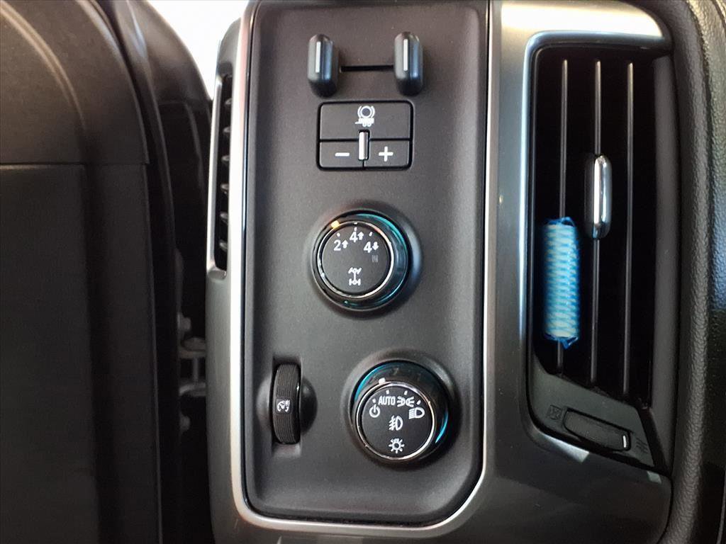 Used 2015 Chevrolet Silverado 2500 LTZ w/ Duramax Plus Package image 18
