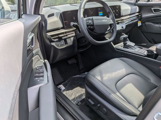 New 2026 Kia Sportage EX FWD image 12