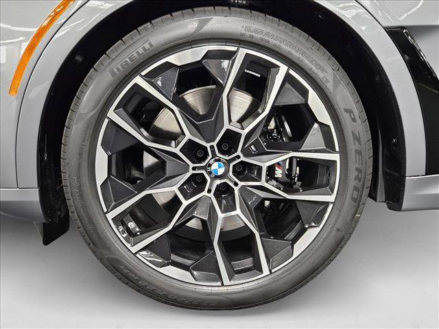 New 2026 BMW X7 xDrive40i w/ M Sport Package image 16