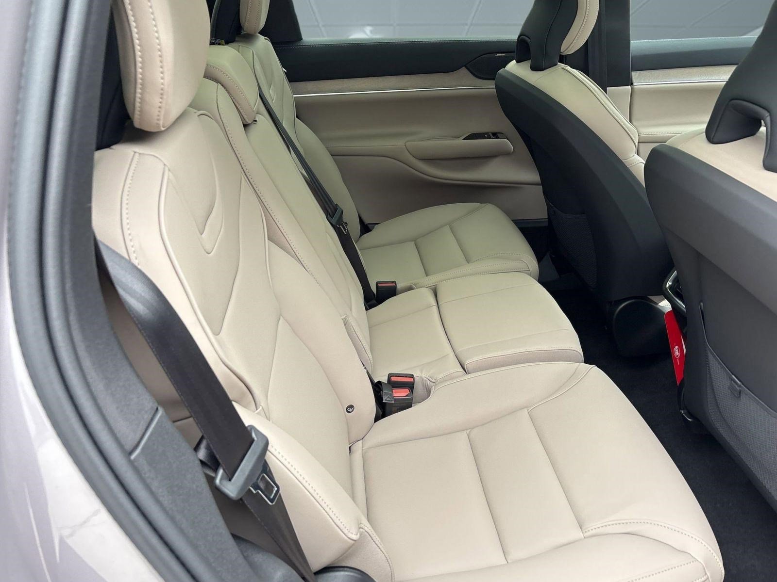 New 2026 Volvo EX90 Plus image 29