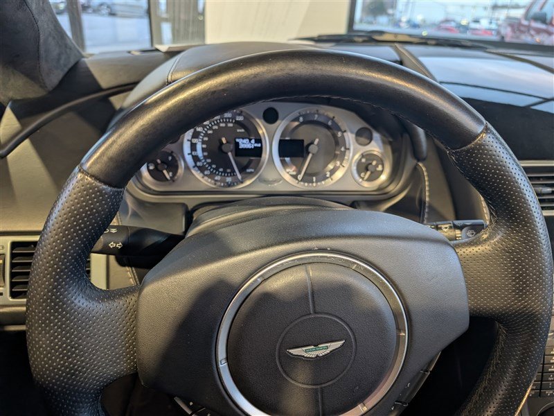 Used 2008 Aston Martin V8 Vantage Roadster image 21