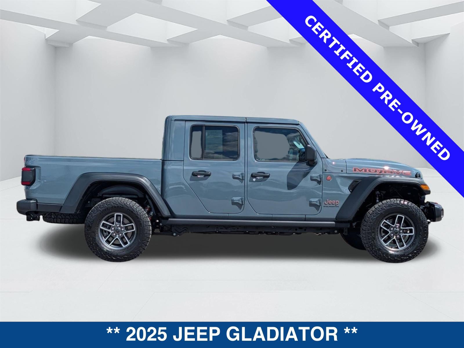 Used 2025 Jeep Gladiator Mojave w/ Safety Group image 3