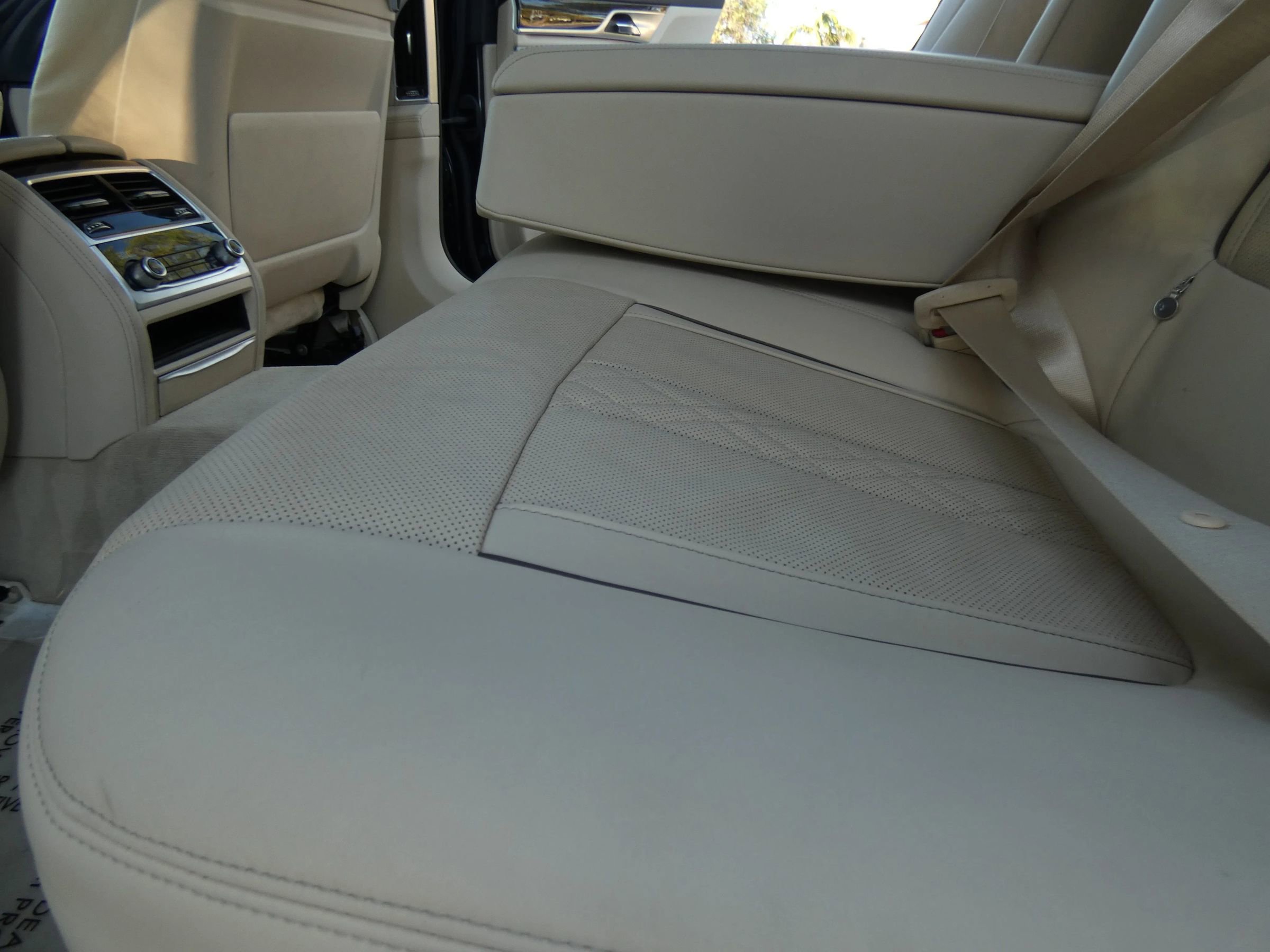 Used 2016 BMW 750i xDrive image 58