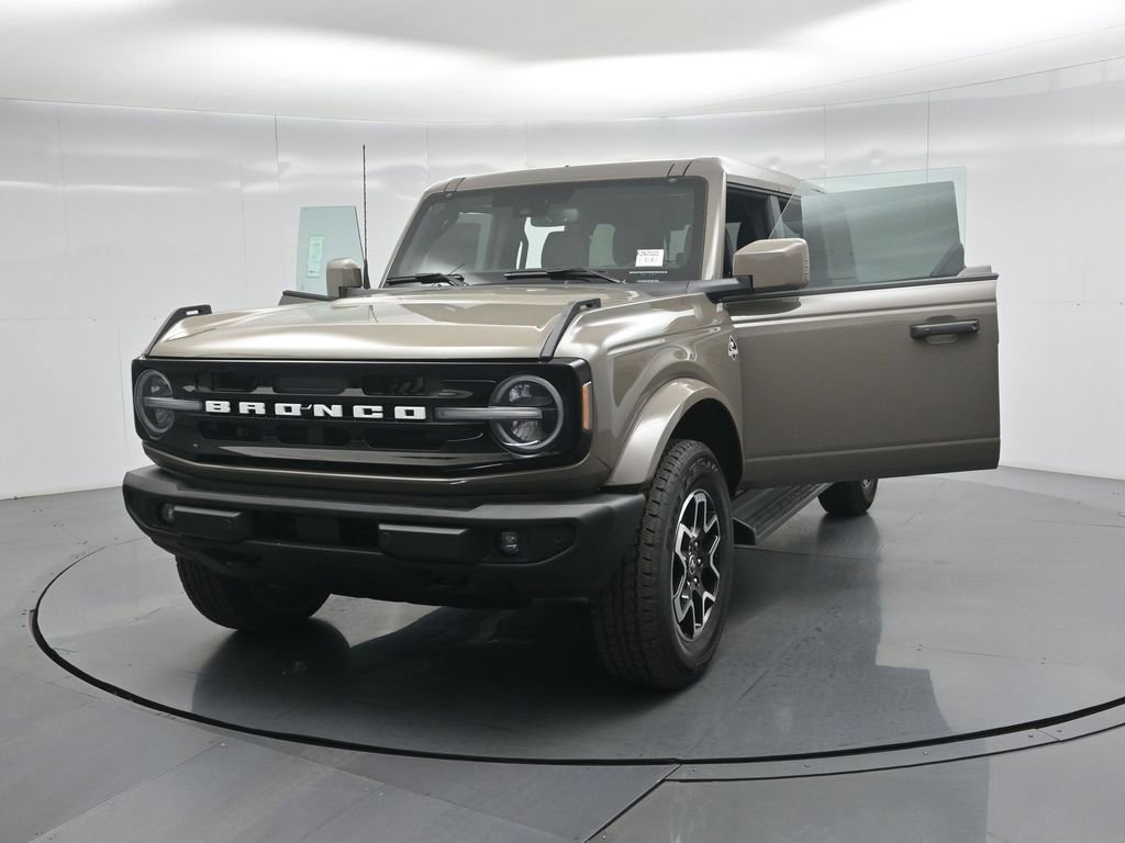 New 2026 Ford Bronco Outer Banks image 26