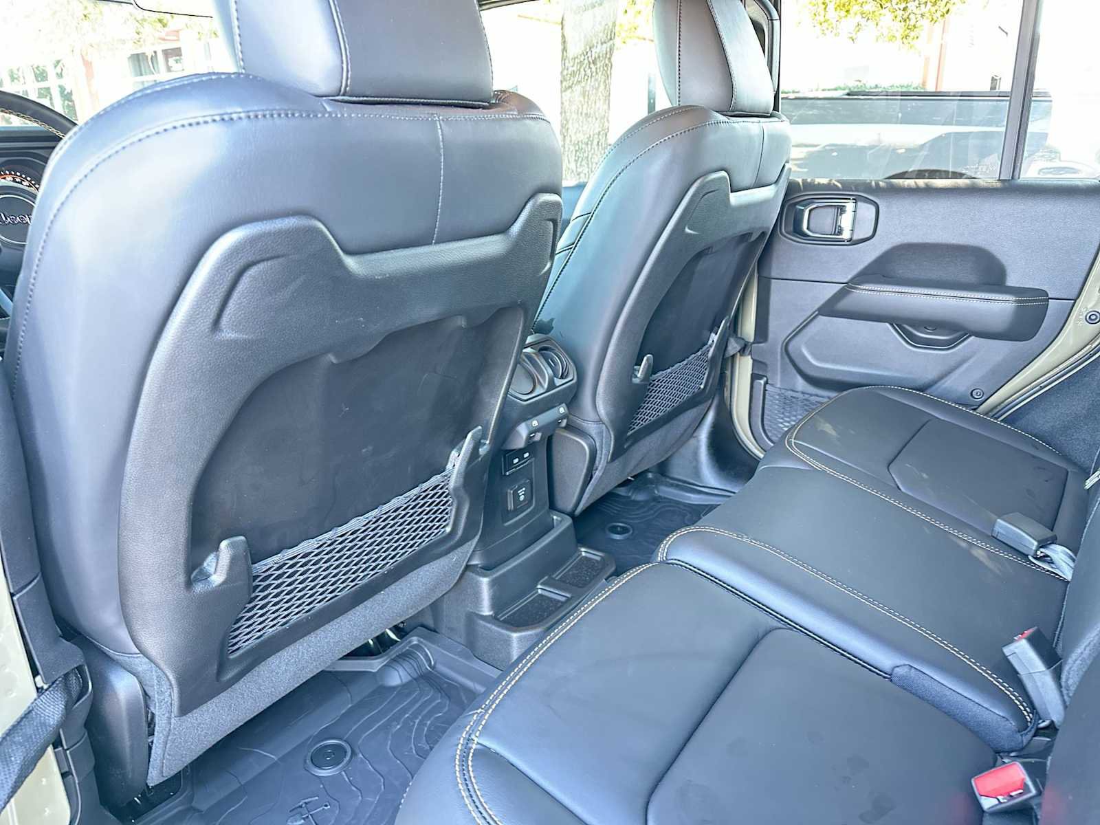 Used 2025 Jeep Wrangler Unlimited Rubicon 392 image 24