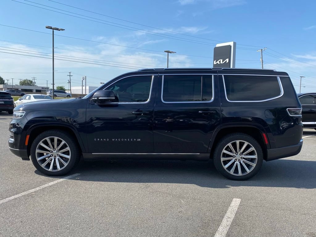 Used 2022 Jeep Grand Wagoneer Series II AWD/4WD image 3