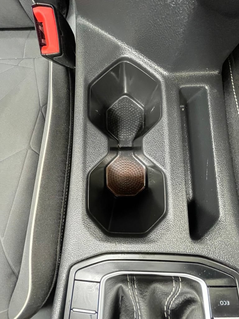 Used 2025 Volkswagen Jetta Sport FWD image 19