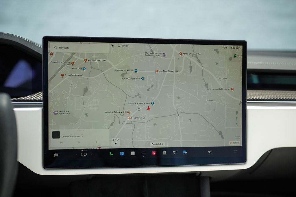 Used 2022 Tesla Model X Plaid AWD/4WD image 33