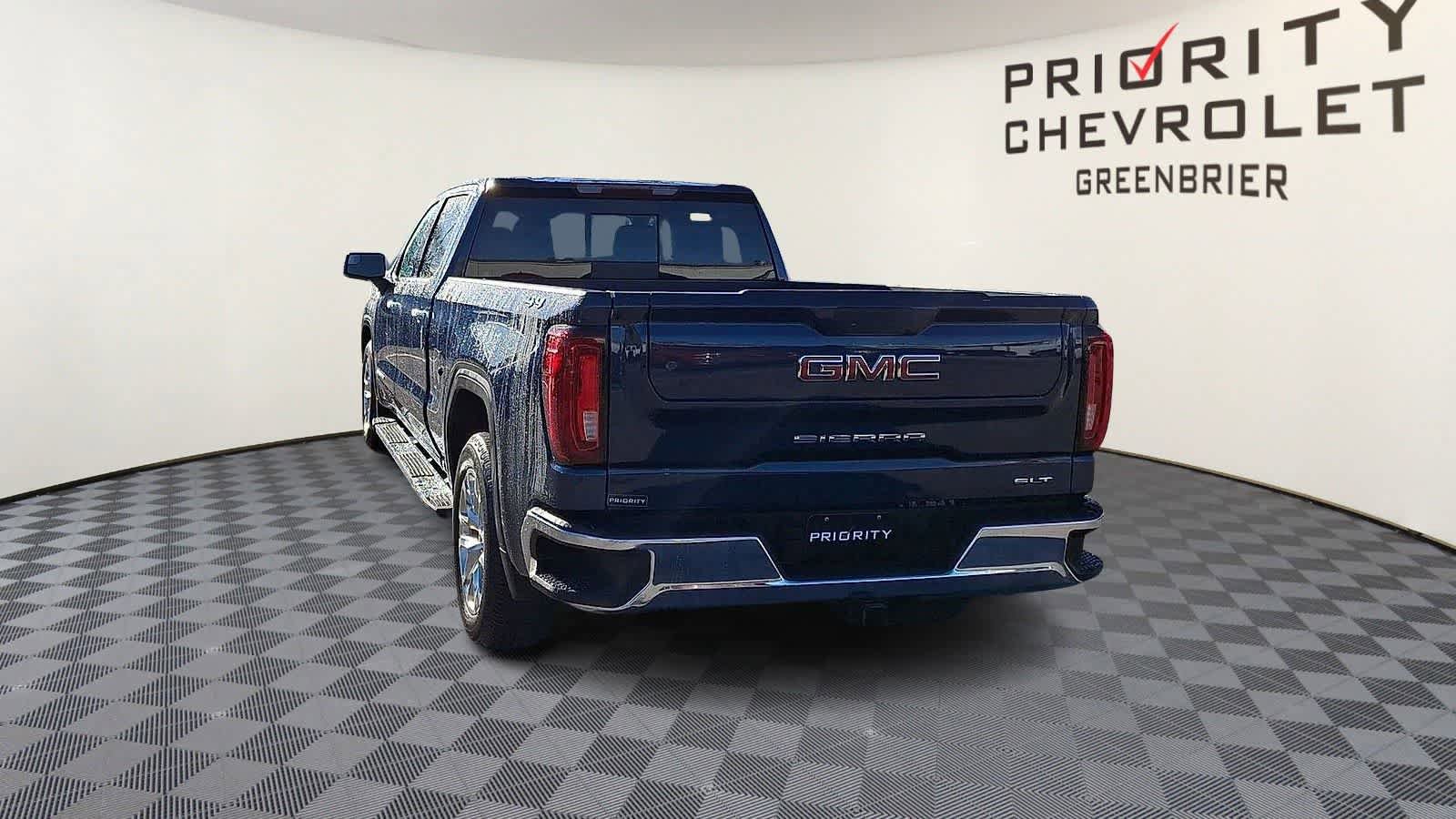 Used 2021 GMC Sierra 1500 SLT w/ SLT Premium Package image 7