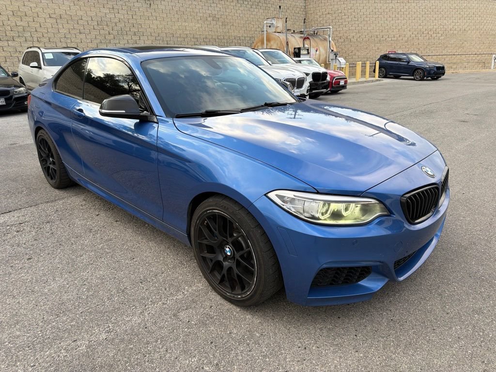 Used 2017 BMW M240i Coupe RWD image 4