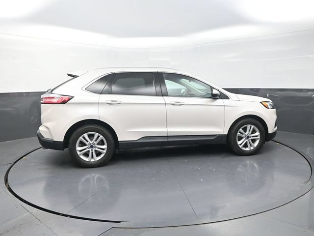 Used 2019 Ford Edge SEL w/ Equipment Group 201A AWD/4WD image 11