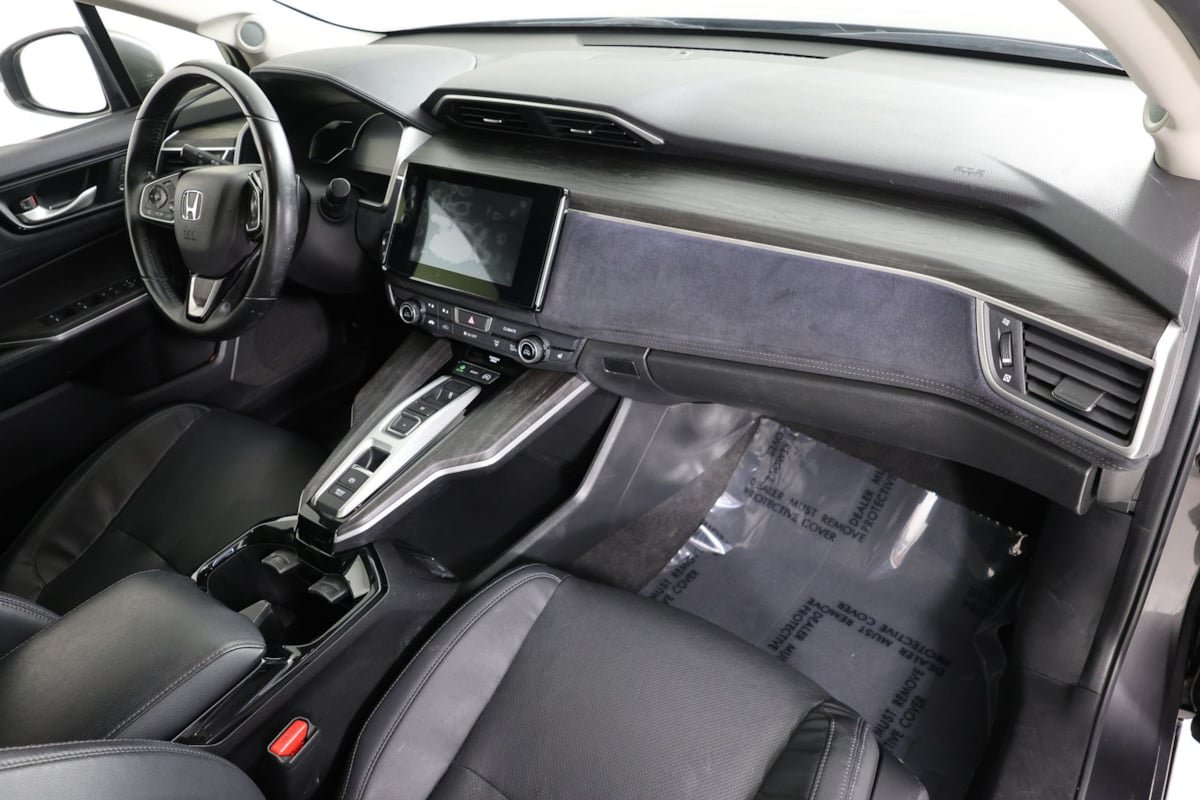 Used 2018 Honda Clarity Touring image 30